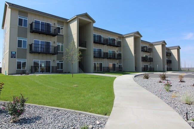 Primary Photo - 2 bedroom, 2 bath apartment home in Othello