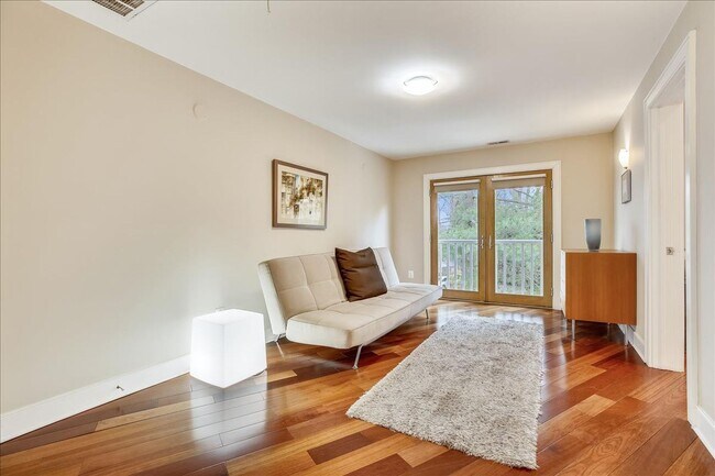 Building Photo - INCREDIBLE 6BR Home in Cabin John. Priced ...