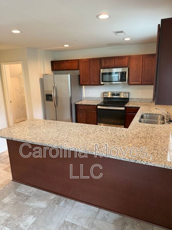 Building Photo - 649 Millsgate Cir