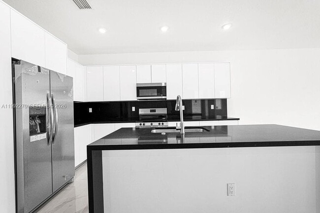 Building Photo - 22431 SW 125th Ave