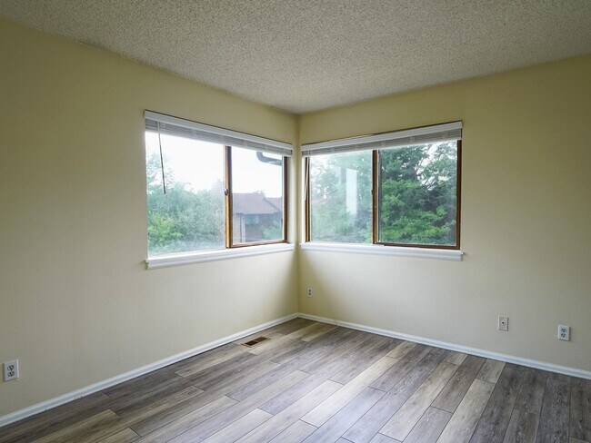 Building Photo - 3372 Capstan Way