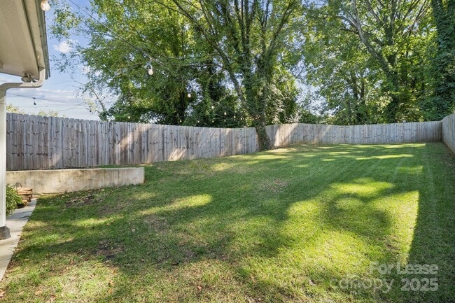 Building Photo - 2507 Marlowe Ave