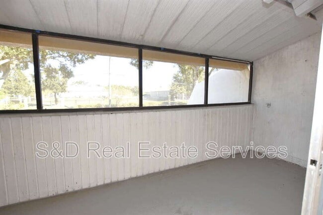 Building Photo - 2241 9th St SE