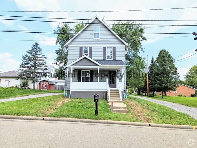 Building Photo - 221 Harmon Ave NE