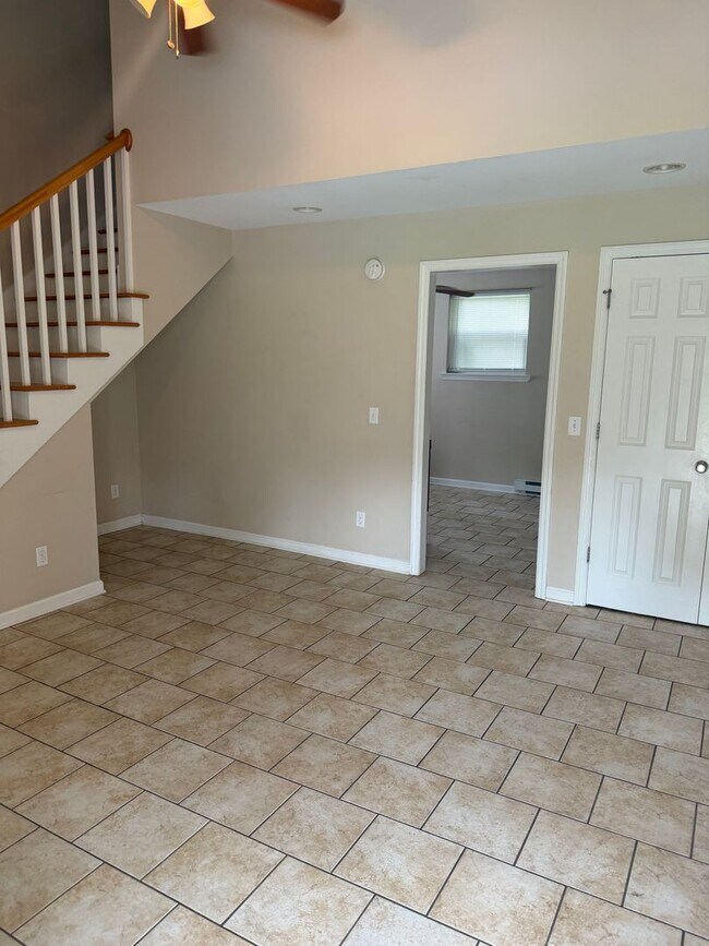Building Photo - 4683-4689 Cary Lane