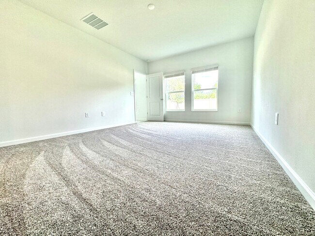 Building Photo - 1169 Deepwater Cir