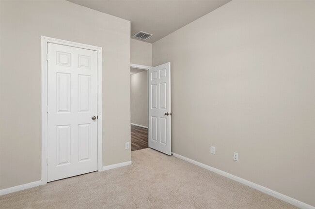 Building Photo - 13401 Emerald Mallard Dr