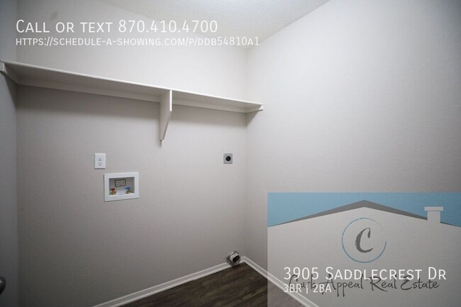 Building Photo - Move in special 900$!!  Beautiful 3 bed / ...