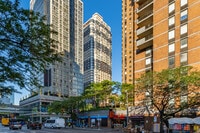 Building Photo - 420 W 42nd St