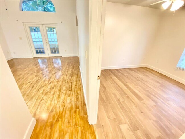 Building Photo - 4286 Shadow Creek Cir