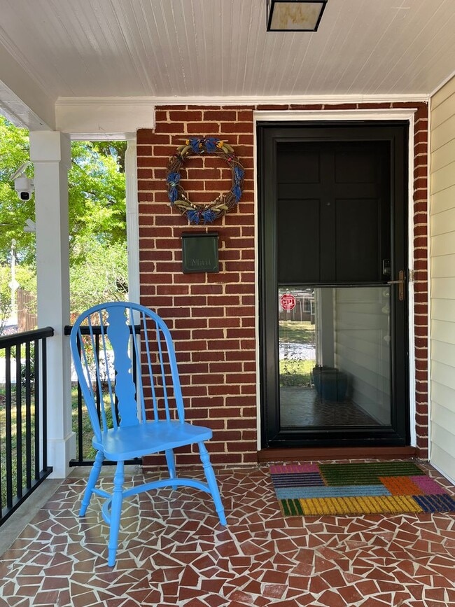 Building Photo - 2377 Westfield Ave