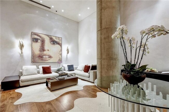 Building Photo - 210 Lavaca St