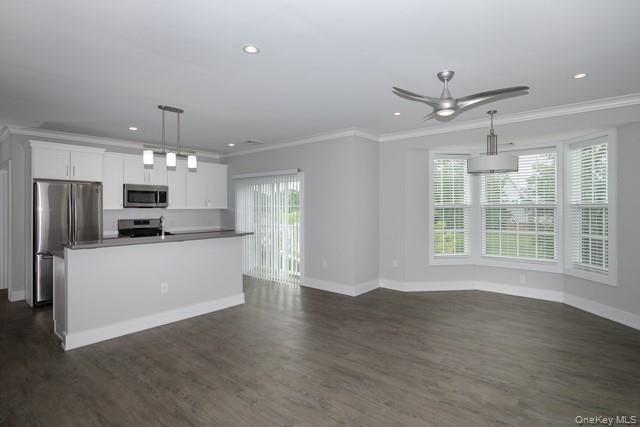 Building Photo - 75 Circle Dr