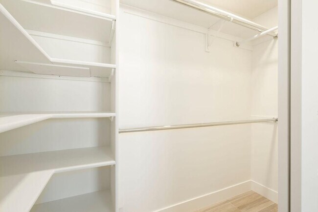 Building Photo - 8656 E Solano Dr