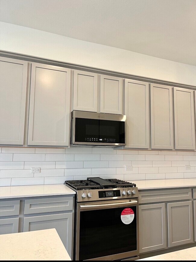 Building Photo - 5422 Holly Hvn Ct