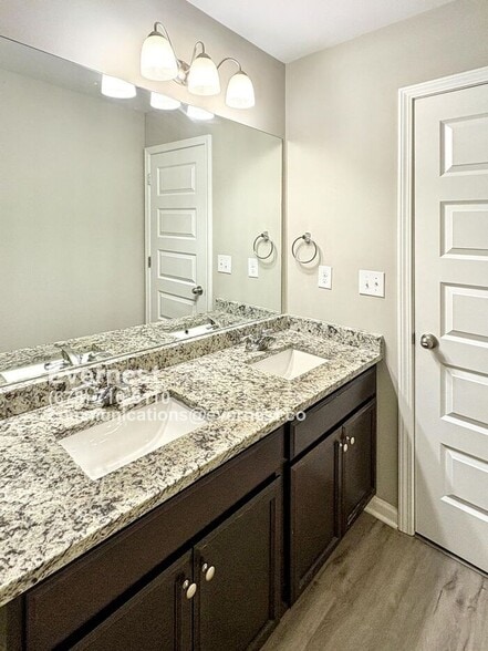 Building Photo - 3177 Alhambra Cir