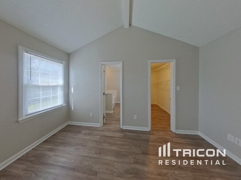 Building Photo - 11106 Pinetta Ln