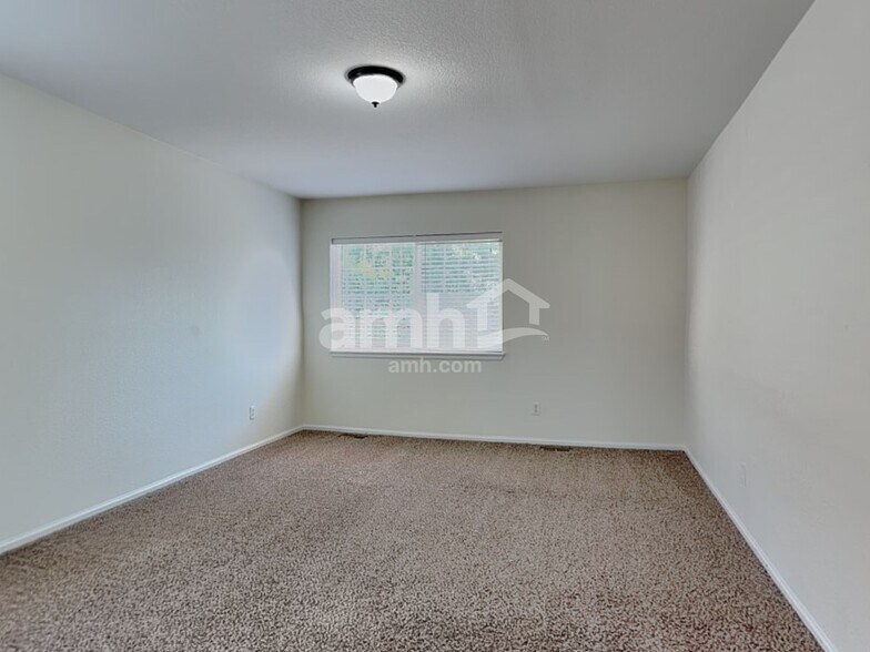 Building Photo - 18737 E 51st Pl