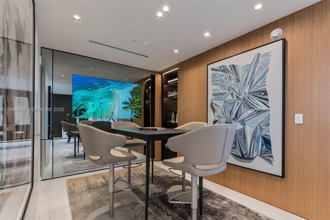 Building Photo - 300 Biscayne Blvd Way