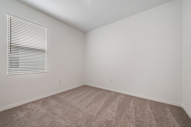 Building Photo - 11817 Moonsail Dr