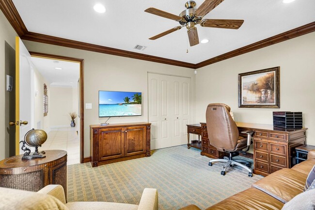 Building Photo - 222 Legendary Cir