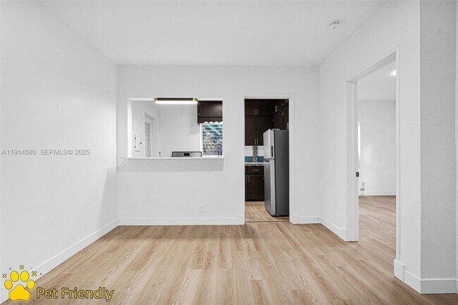 Building Photo - 12287 NE 7th Ave