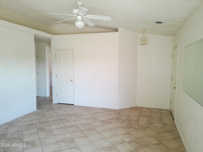 Building Photo - 5520 N Kramer Dr