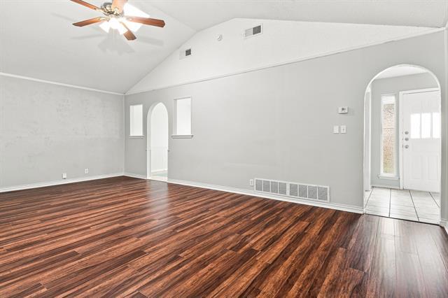 Building Photo - 408 Cavender Ct