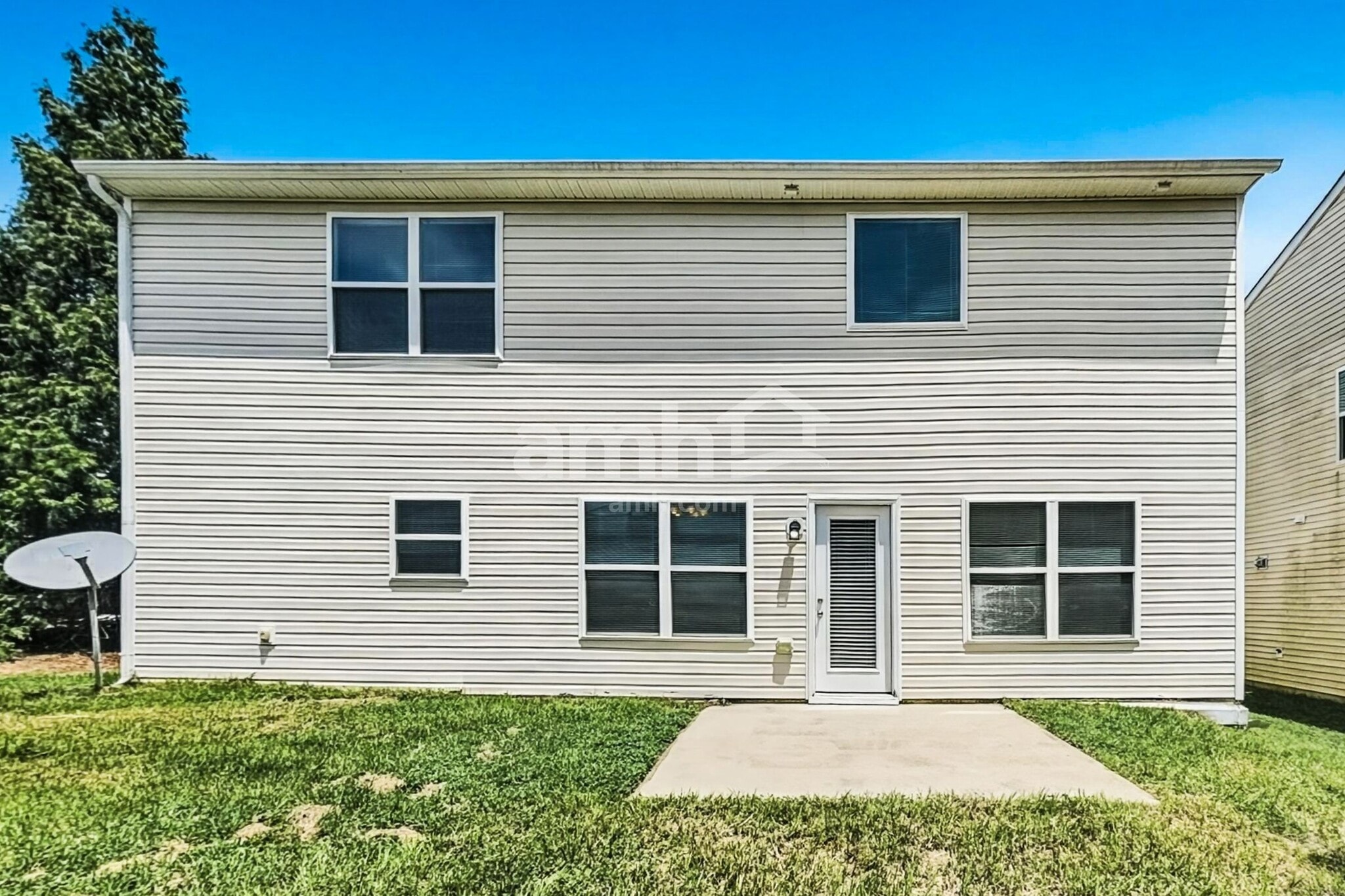 Building Photo - 118 Charndon Way