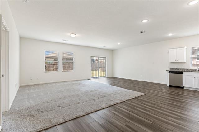 Building Photo - 2641 Sagebrush Dr