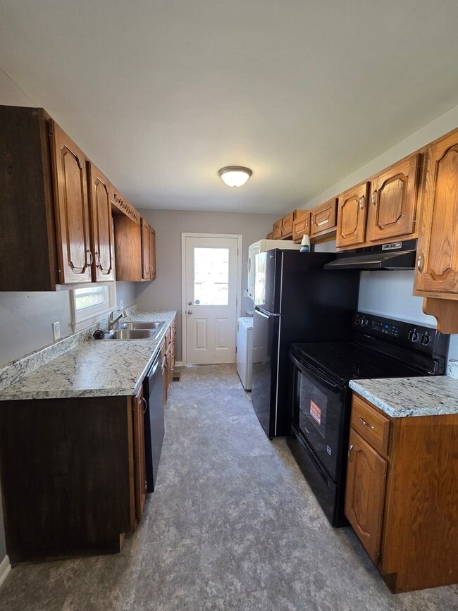 Building Photo - 1200 E Beaumont St