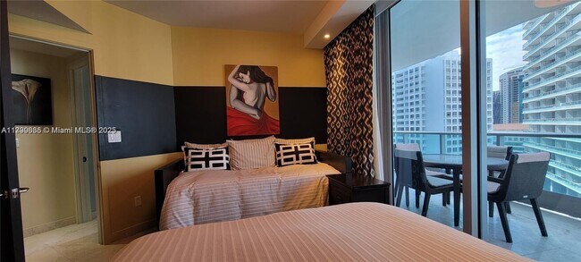 Building Photo - 1331 Brickell Bay Dr