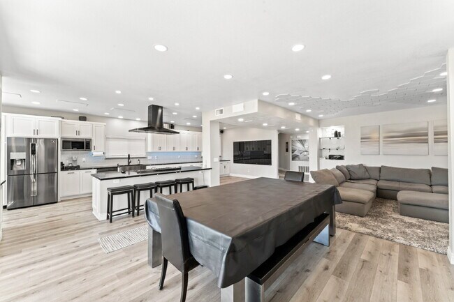 Building Photo - 18554 Olympian Ct