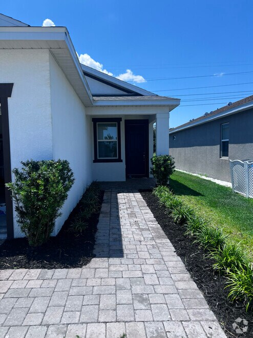 Building Photo - 11831 Brighton Knoll Loop