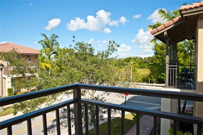 Building Photo - 14620 SW 15th St