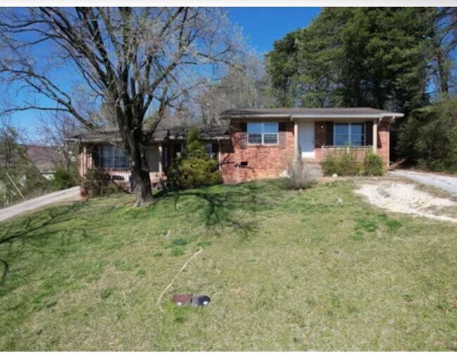 Primary Photo - 6325 Plantation Dr