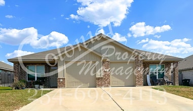 Building Photo - AVAILABLE SOON! *MORE PHOTOS COMING SOON*