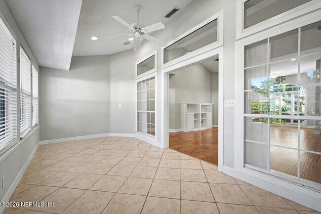 Building Photo - 184 Summerfield Dr