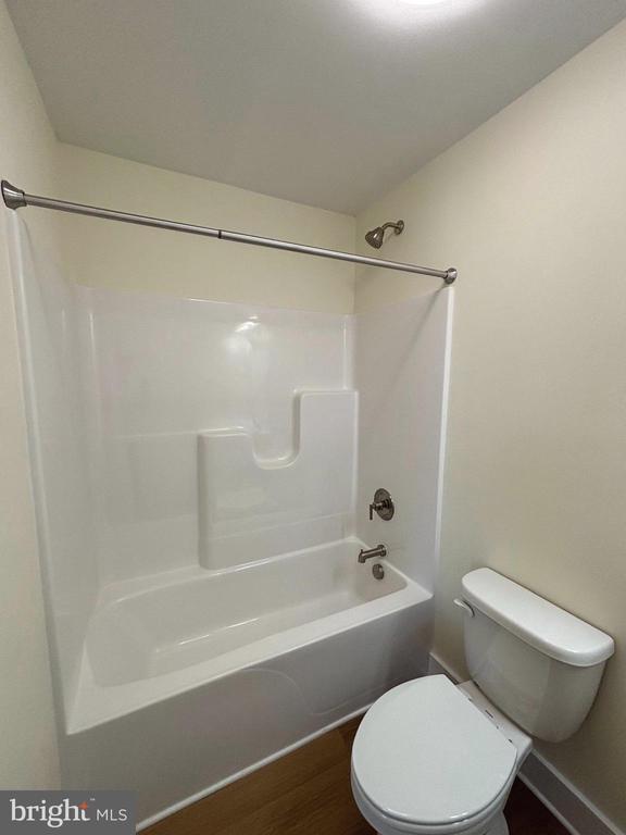 Building Photo - 113 W North St