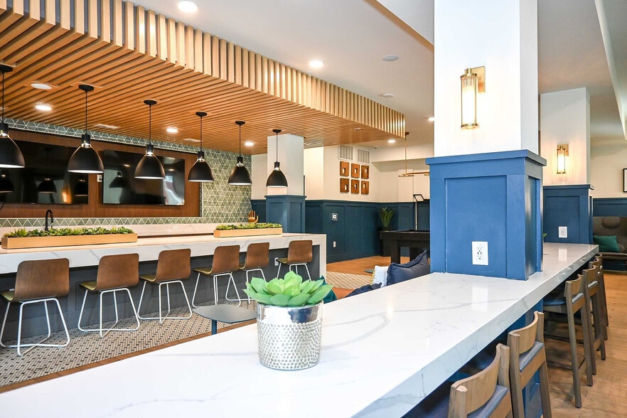 The Drake - 01 - The Drake