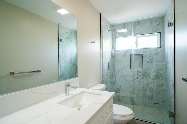 Building Photo - 4929 College Ave