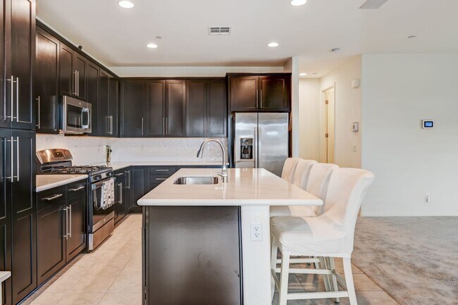 Building Photo - HOUSING CHOICE VOUCHER APPROVED! Beautiful Corner Home in Henderson – Built in 2021!