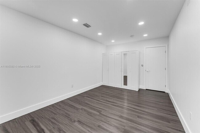 Building Photo - 12205 SW 42nd St