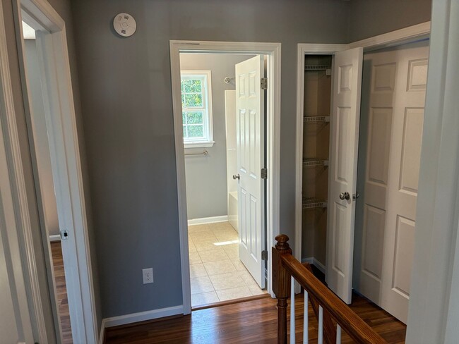 Building Photo - **ELIZABETHTOWN INDEPENDENT SCHOOL DISTRICT**