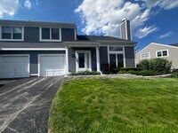 Building Photo - 1338 N Knollwood Dr