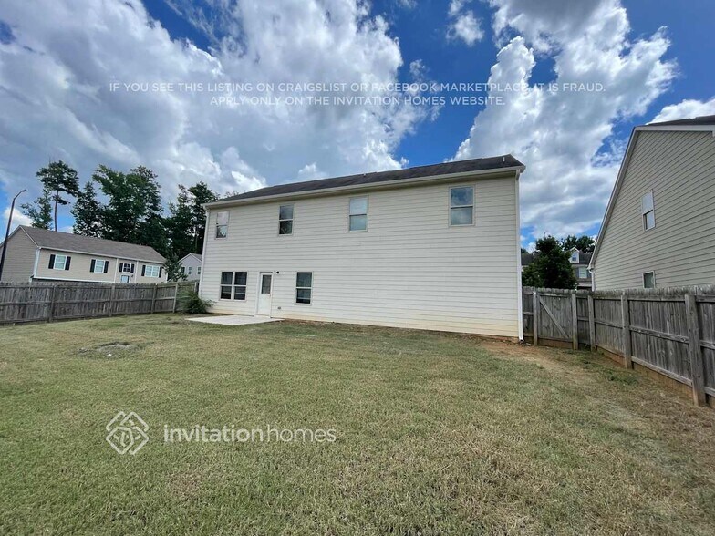 Building Photo - 203 Forrest Park Ln