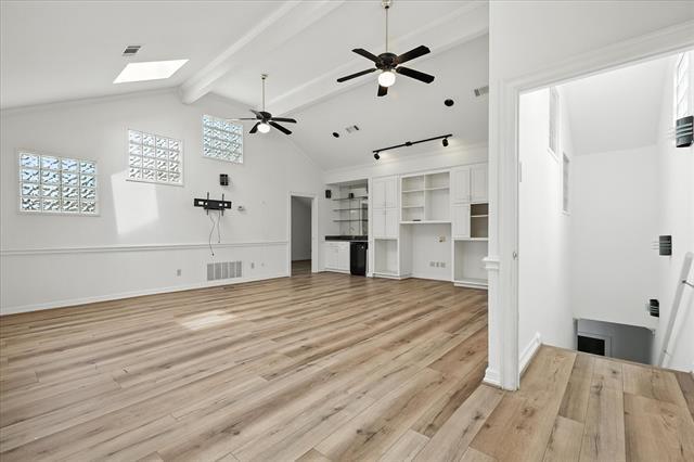 Building Photo - 7021 Lattimore Dr