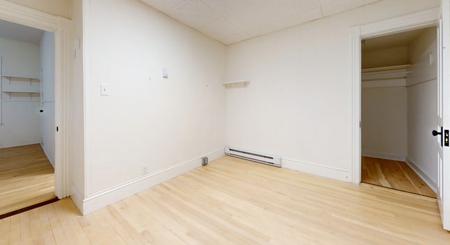 Building Photo - 18 Elizabeth St