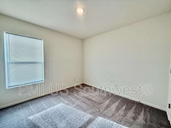 Building Photo - 2167 Cottonwood Crk Cir