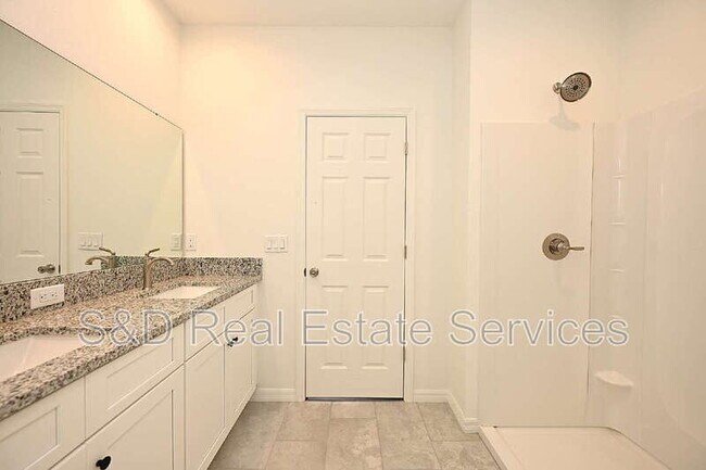 Building Photo - 1011 N Brunnell Pkwy